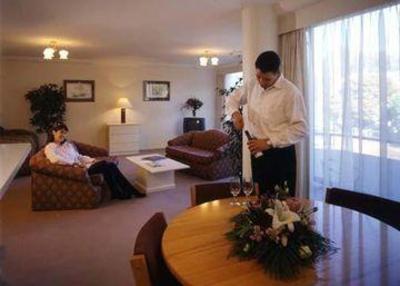 фото отеля Chateau Blanc Suites Christchurch