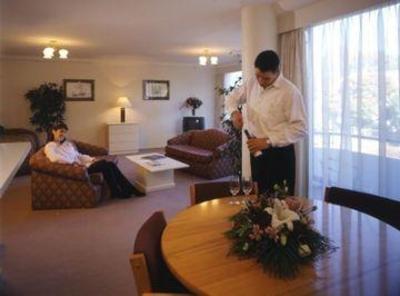фото отеля Chateau Blanc Suites Christchurch