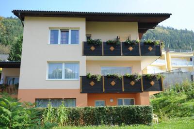 фото отеля Gasthof Zur Post Ossiach