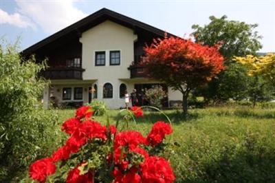 фото отеля Gasthof Zur Post Ossiach