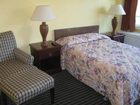 фото отеля Red Carpet Inn Ashford