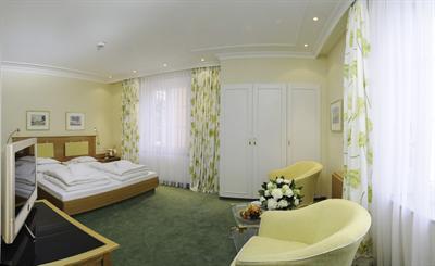 фото отеля Hotel Reutemann und Seegarten