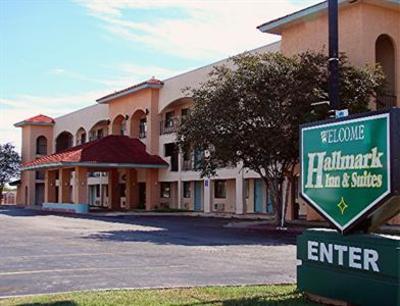 фото отеля Hallmark Inn & Suites