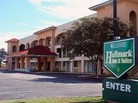Hallmark Inn & Suites