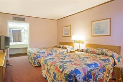 фото отеля Parkway Inn Jellico