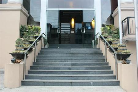 фото отеля Hotel Supreme Convention Plaza Baguio City