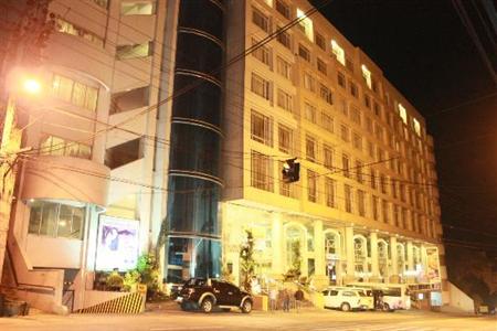 фото отеля Hotel Supreme Convention Plaza Baguio City