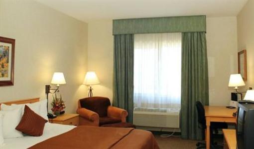 фото отеля BEST WESTERN Holiday Hills