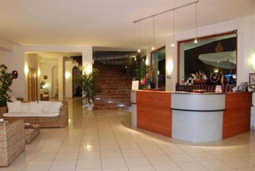 фото отеля Sporting Residence Club Altavilla Milicia