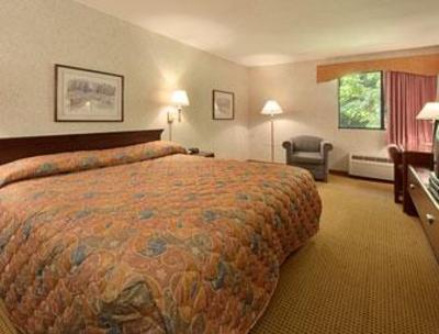 фото отеля Super 8 West Springfield / Route 5