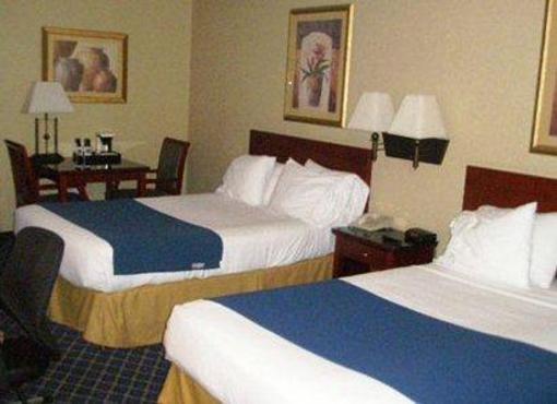фото отеля Quality Inn Washingtonn (North Carolina)