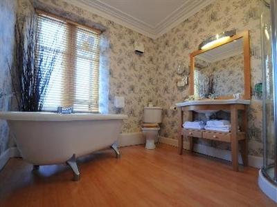фото отеля The Boat Hotel