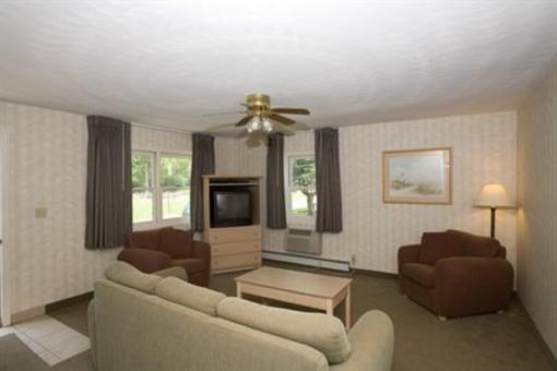 фото отеля Winnapaug Inn