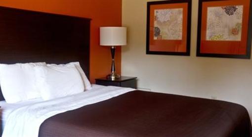 фото отеля AmericInn Hotel Ham Lake