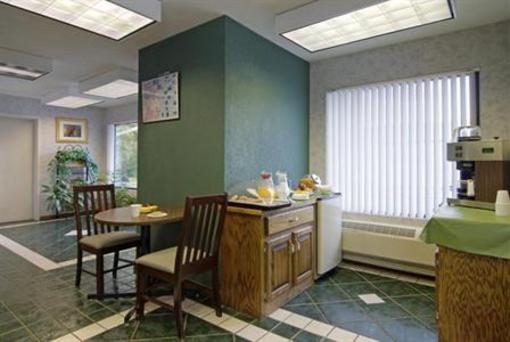 фото отеля Americas Best Value Inn Clayton (Georgia)