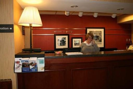 фото отеля Hampton Inn Perry