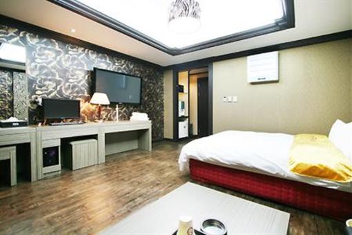фото отеля Hotel River Yongin