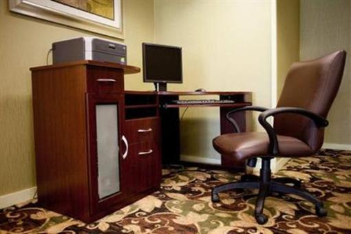 фото отеля Hampton Inn Dublin (Georgia)