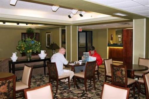 фото отеля Hampton Inn Dublin (Georgia)