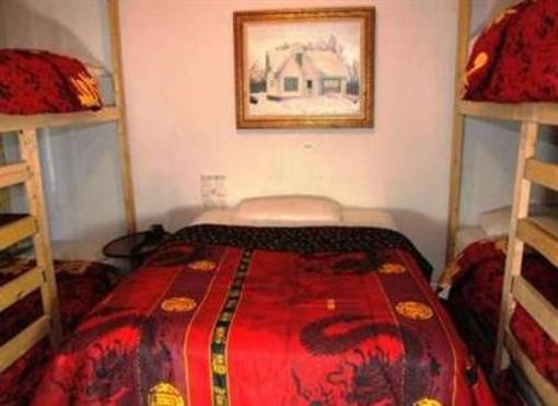 фото отеля Appartements Qualitas Hostel Montreal