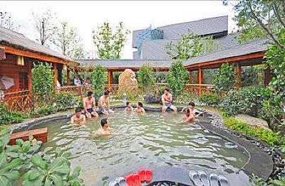 фото отеля Dino-Valley Hot Spring Holiday Hotel