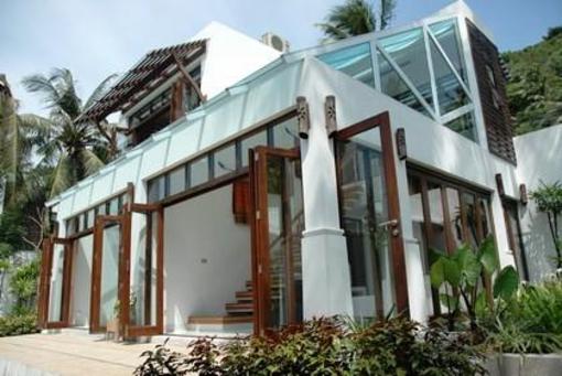фото отеля The Emerald Residence