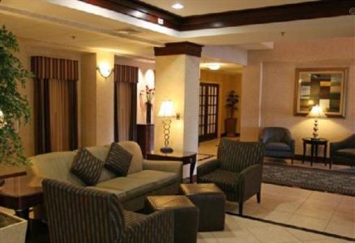 фото отеля Holiday Inn Express Hotel & Suites East Brunswick