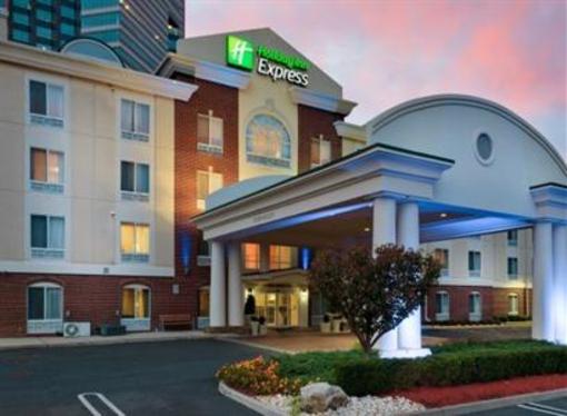 фото отеля Holiday Inn Express Hotel & Suites East Brunswick