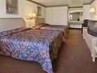 фото отеля Super 8 Motel San Antonio Near Seaworld