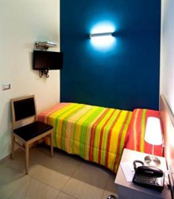 фото отеля Empedocle Comfort Suites Budapest