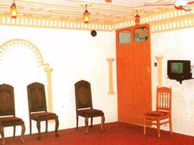 фото отеля Hotel Zahgeer Continental Srinagar