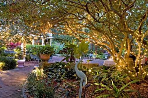 фото отеля The Courtyard Inn Lake Lucerne Orlando
