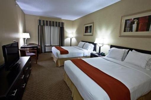 фото отеля Holiday Inn Express Hotel & Suites Plymouth (Indiana)
