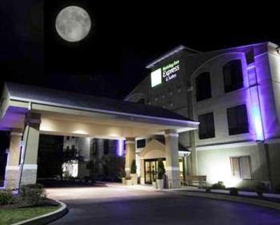 фото отеля Holiday Inn Express Hotel & Suites Plymouth (Indiana)