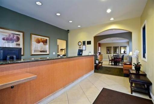 фото отеля BEST WESTERN Golden Triangle Inn