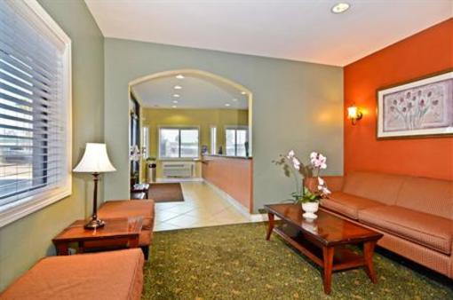 фото отеля BEST WESTERN Golden Triangle Inn