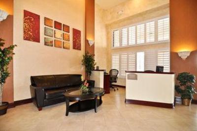фото отеля Best Western Plus Placentia Inn & Suites