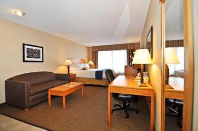 фото отеля Best Western Plus Placentia Inn & Suites