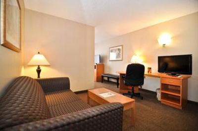 фото отеля Best Western Plus Placentia Inn & Suites