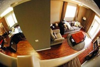 фото отеля Mystic Springs Chalets & Hot Pools