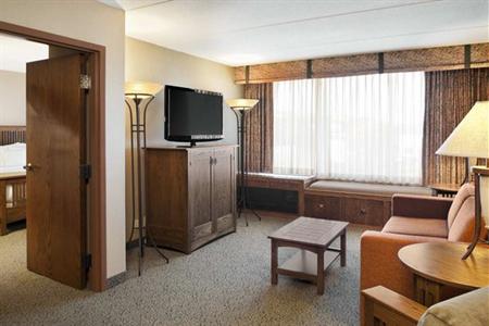 фото отеля Doubletree Libertyville - Mundelein