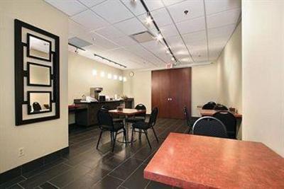 фото отеля Alberta Place Suite Hotel
