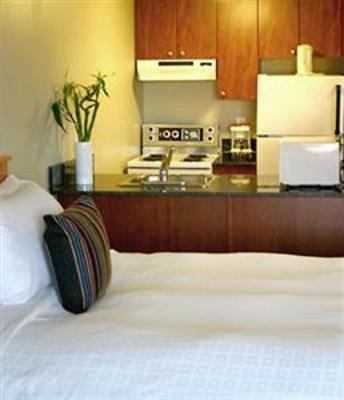 фото отеля Alberta Place Suite Hotel