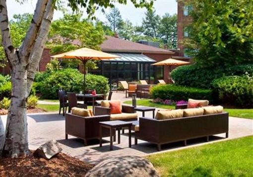 фото отеля Courtyard by Marriott Boston Stoughton