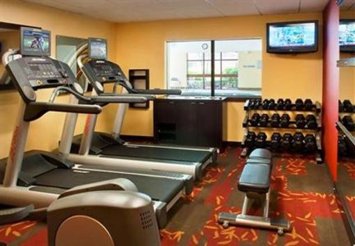 фото отеля Courtyard by Marriott Boston Stoughton