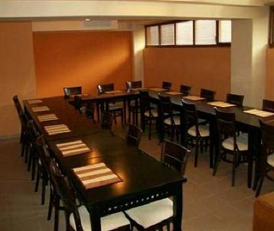 фото отеля Oxford Inns & Suites Hotel Timisoara