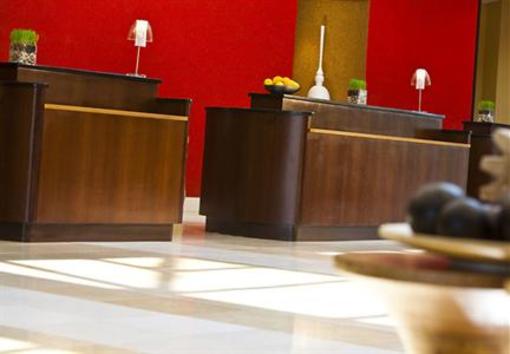 фото отеля Renaissance Woodbridge Hotel Iselin