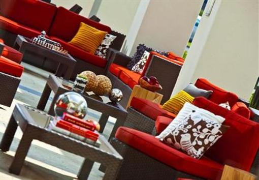 фото отеля Renaissance Woodbridge Hotel Iselin