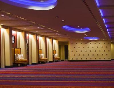 фото отеля Renaissance Woodbridge Hotel Iselin