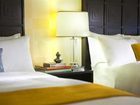 фото отеля Renaissance Woodbridge Hotel Iselin